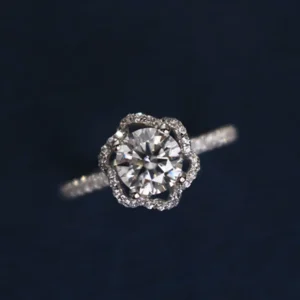 Rose Moissanite Ring - Image 3