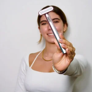 Illumnic Radiant Skincare - Image 2